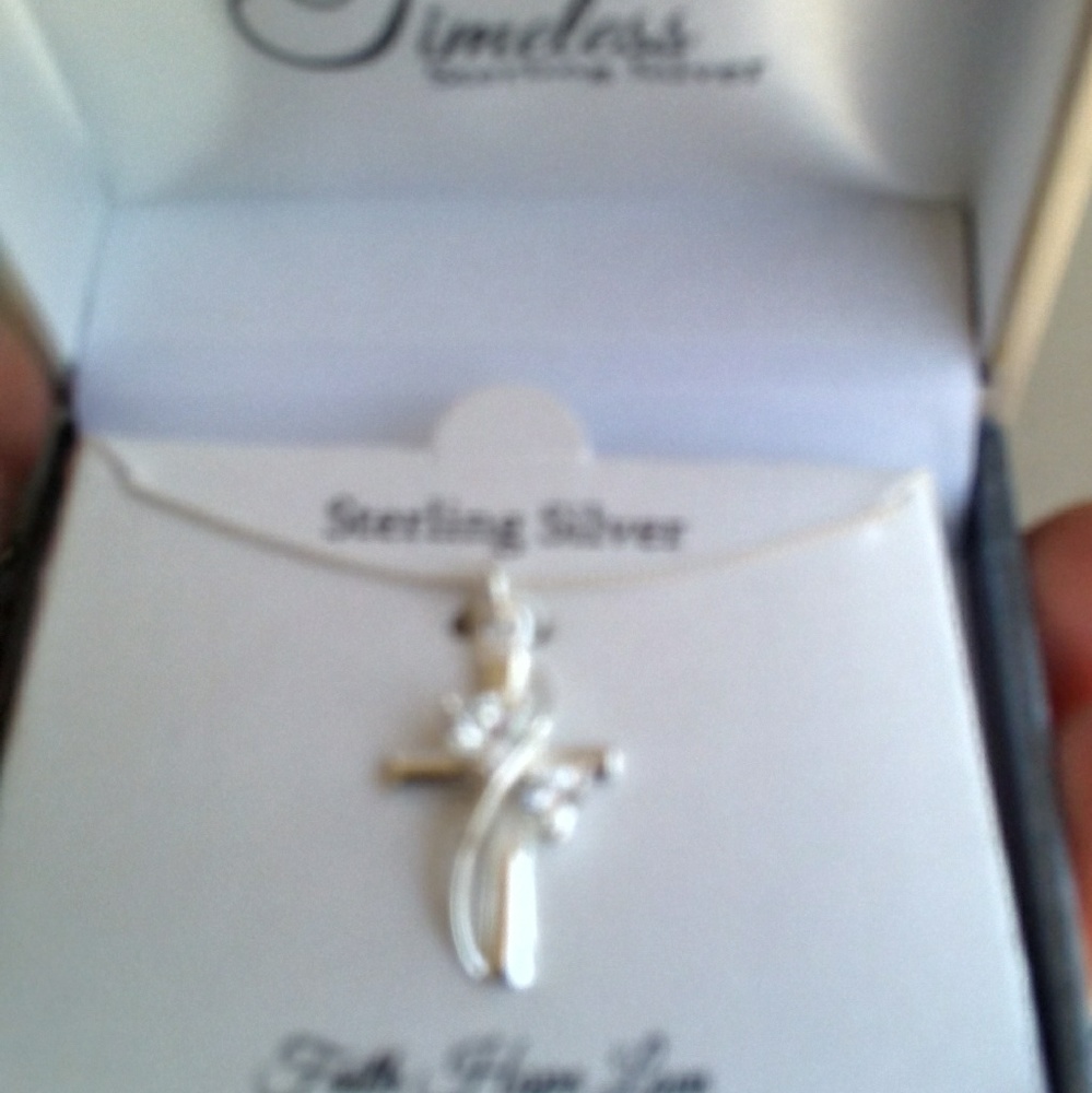 CROSS NECKLACE